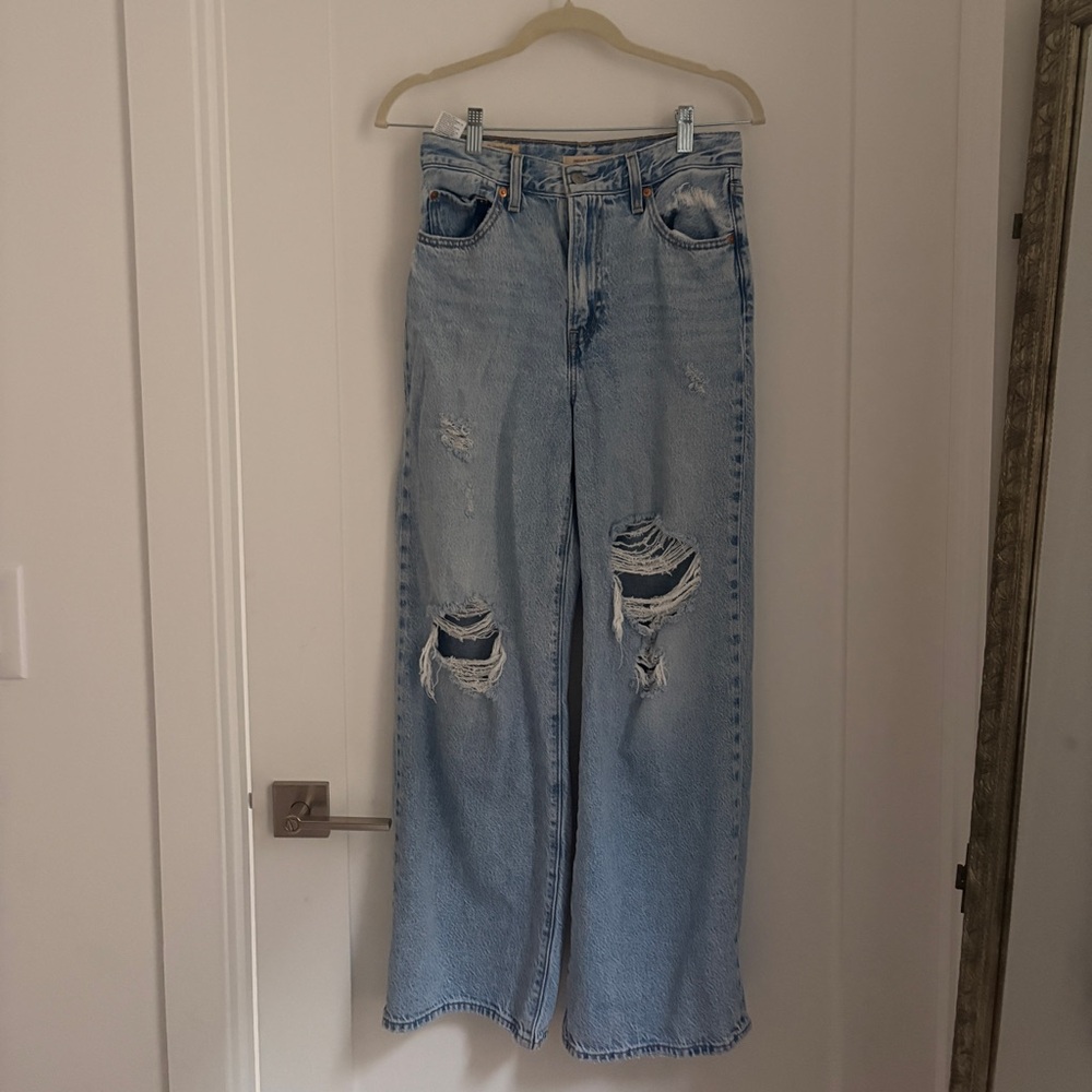 Levi’s ribcage wide leg jeans 26x30 - Picture 2 of 6